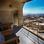 فندق 1811 Cave 4*