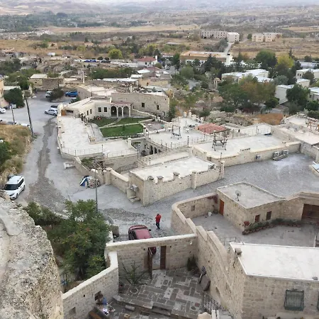 1811 Cave Hotel