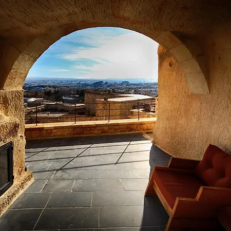 1811 Cave Hotel 4*