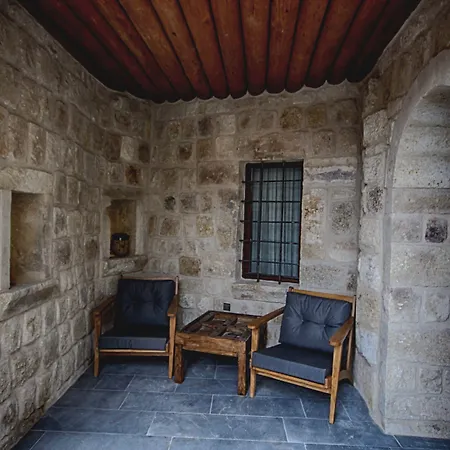 Hotel 1811 Cave